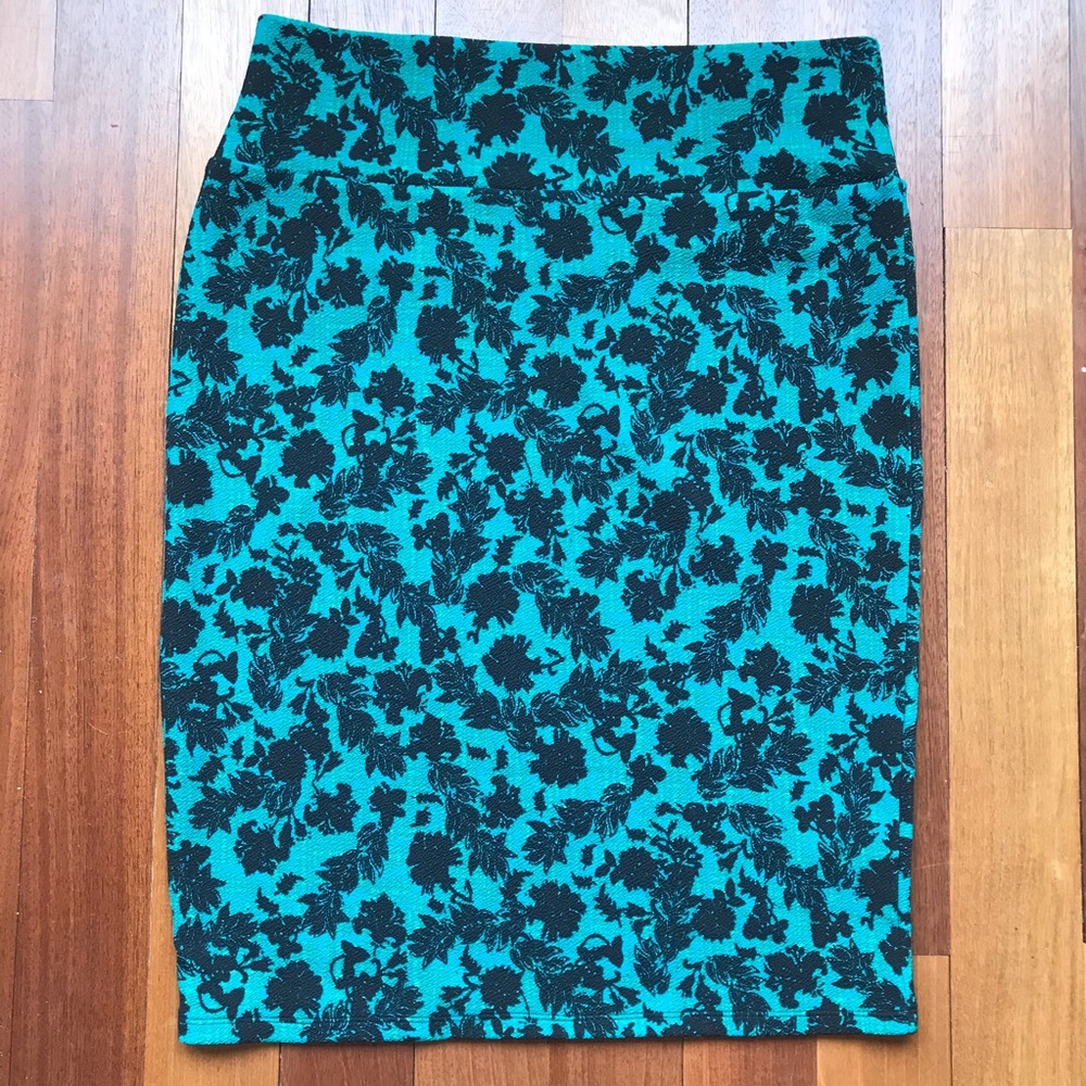 Teal and Black LuLaRoe Cassie Skirt- Size L